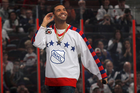 Hockey jerseys have returned to hip-hop